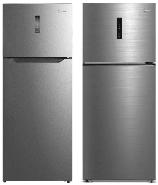 Dois modelos de geladeira duplex da Midea. O primeiro é com o acabamento em grafite, com textura granulada. O segundo é no tradicional inox escovado.